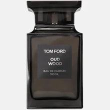 Load image into Gallery viewer, ESSENS has Noir Perfume - Nr. 5 : TOM FORD has Oud Wood
